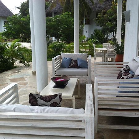 Kola Beach Resort Mambrui Bagian luar foto
