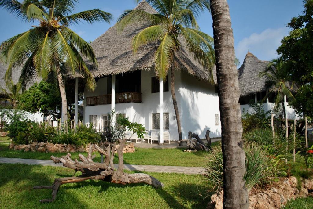 Kola Beach Resort Mambrui Bagian luar foto